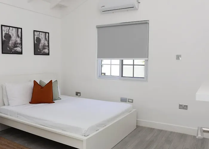 Eshae Living - 1 Bedroom With Breakfast & Private Pool Apartamento *
