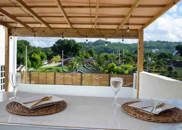 Eshae Living - 1 Bedroom With Breakfast & Private Pool Apartamento