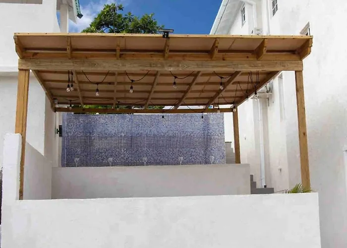 Eshae Living - 1 Bedroom With Breakfast & Private Pool Apartamento